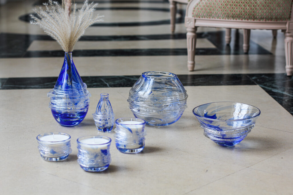 Les premières collections, série seagull nest